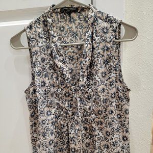 Banana Republic Sleeveless top- Size small